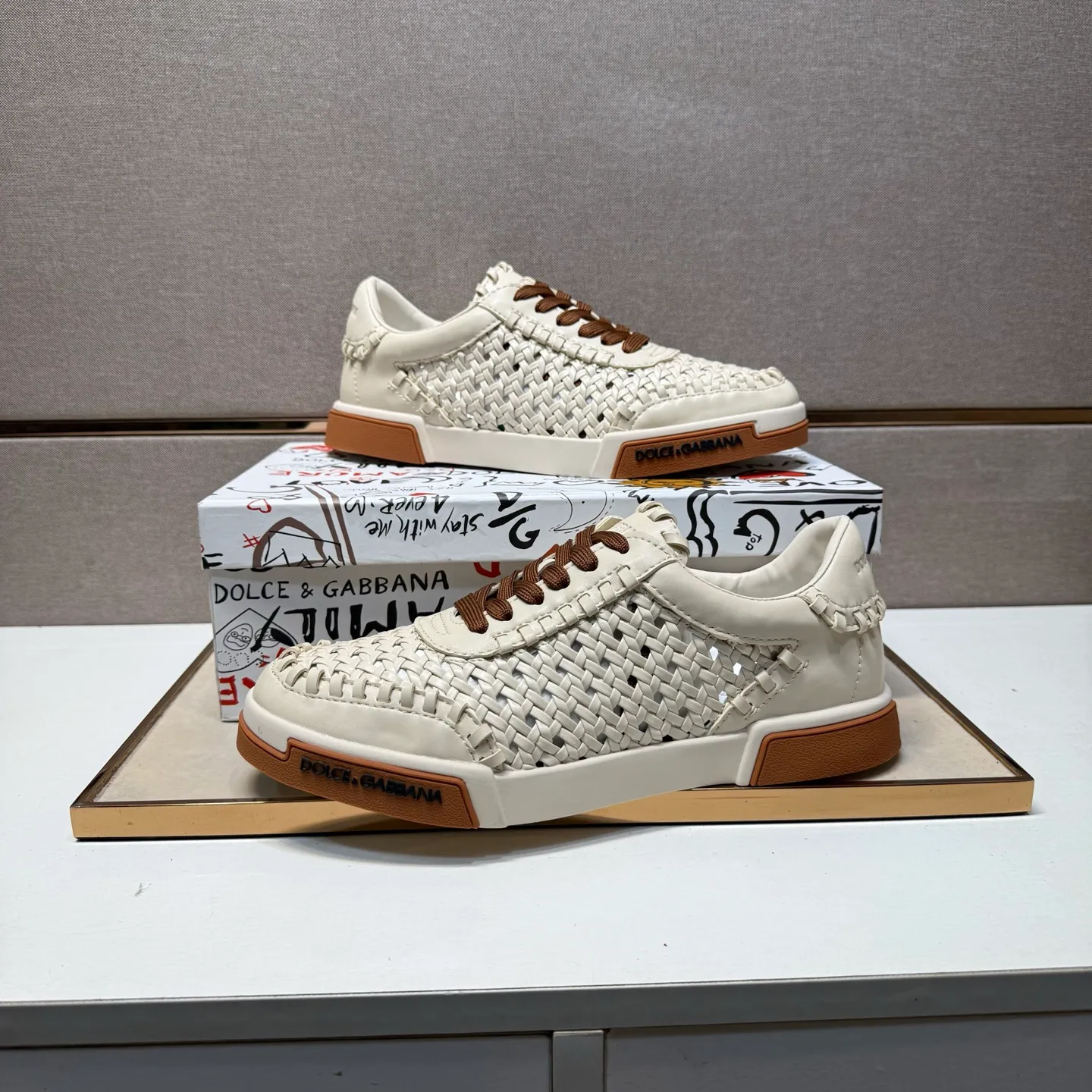 ⬛️Men's shoes 💰p442【DG～】Men's casual shoes 2025z cabinet sales simultaneously 🔶Size: 38-44 #️⃣ 🔷3 colors🔜The upper is made of multi-material splicing ➕Genuine leather lining, comfortable and breathable, sole: original comfortable and wear-resistant outsole, ⚠️real thing📱photographed🎬real thing is better📢📢📢